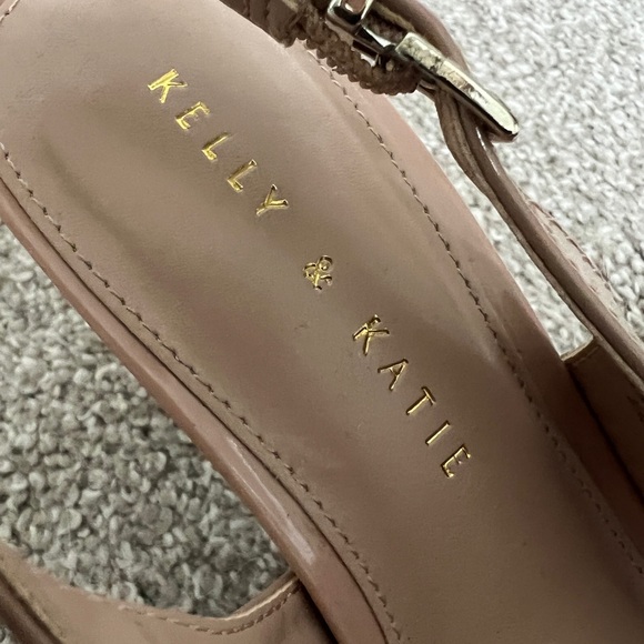 EUC Elegant Kelly & Katie Faux Patent Nude Slingback 4”Heels, Gently Used size 8 - Picture 4 of 14